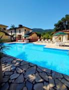 Casa de condomínio 900m da Praia de Boiçucanga