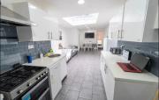 6 Bed House for ContractorsGroupsGuests 6 Bed House for ContractorsGroupsGuests