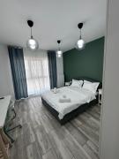 Best Value Studio, Panoramic View