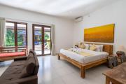 Enclose living 5Br Villa Center of Seminyak Near Beach