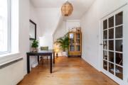 Exceptional Top Floor 1BR apt in Fitzrovia
