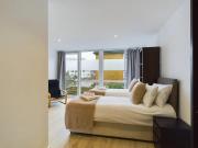 Modern 4Bed 3Bath Balcony Apartment in Shoreditch - Pass the Keys