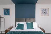 Cumbernauld Haven Hideout Sleeps upto 7 Cumbernauld Haven Hideout Sleeps upto 7