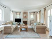 Beachside Bliss in Gassin