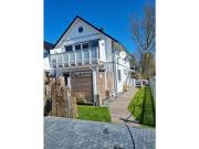 Holiday home apartment - East