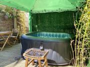Stylish & Cosy Margate Escape with Hot Tub and Log Burner Dogs Welcome Stylish & Cosy Margate Escape with Hot Tub and Log Burner Dogs Welcome