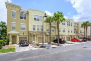 Beautiful Townhome, Vista Cay, Near Parks! 4018