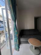 Sunshine Court Apartment No 2