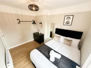 2 Bedroom house 10 mins to City Centre & Albert Dock