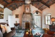 Secluded Thatched Cottage, near beaches & hill walking