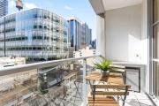 A Comfy Studio Next to Darling Harbour City Views