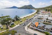 Fleetwood 3 63 Shoal Bay Road Relaxed living with water views overlooking Shoal Bay
