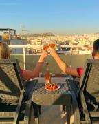 Penthouse with urban and partial sea view!