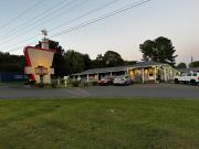 Beas Parkway Inn