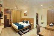 Hotel Lemon Suites & Banquet Noida Sector 62