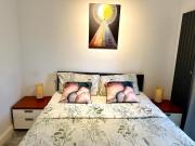 Large 4BR with 4En-Suite Bath Rooms Family House in Canary Wharf