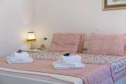 Apartments with a parking space Losinj, Losinj - 22870
