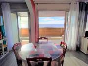 Appartement bord de mer avec balcon et parking - FR-1-652-28