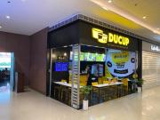 Laugh and Lounge 2 Bedroom Luxury Condo Air residence Makati