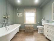 Unique House in a Picturesque Greenwich Street - Pass the Keys