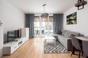 Aleja Krakowska Comfy Apartment