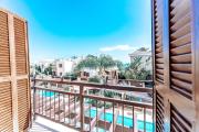 Top Paralimni