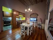 Corazón de Baires amplio departamento histórico francés para 8 en el centro