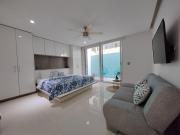 Centrally located apartments steps away from 5th avenue and the beach! By.Yeah