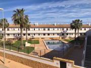 Modern two bedroom apartment, 10 mins from beach