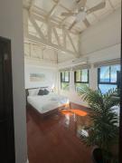 ZenStay Retreats Private Luxury Beach House Rental