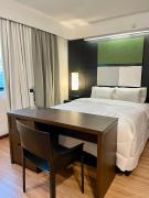 Flat executivo no hotel Mel. ibirapuera com piscina, vaga e limpeza