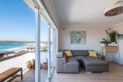 Stunning Maroubra Beachview Apt with Parking