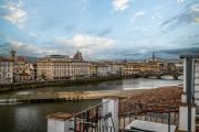 YiD wonderful balcony view on Florence