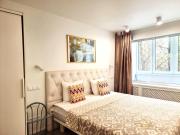 City Inn Riga Apartment, new renovated in Quiet center with balcony with parking