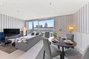 Comfy CBD Apt in QV with City Views FREE Parking