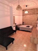 LIAM STUDIO IN SEVILLA CENTRIC