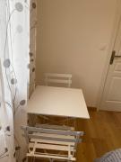 Chambre , 1 lit double et 1 lit simple