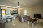Top Uvongo Beach