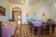 Casa Arianna, apartment a few steps from the sea