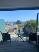 Carbis Daze Ocean Views Studio, SuperKing bed St Ives Carbis Bay