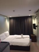 Spacious Studio Apartment B205