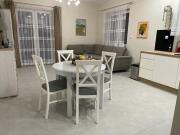 Apartament na Miłej Apartament na Miłej