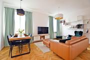 Warsaw City View Apartment - 63m2, Top Location, Workspace - by Rentujemy