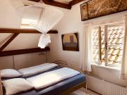 Vakantie appartement Goedereede let op de badkamer moet met andere gasten gedeeld worden