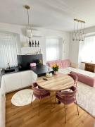 Apartma Sarahs Happy Place