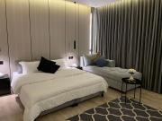 LUSSO Studio 2 - استوديو لـوسـو الفندقي