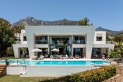 Villa LA 5 bedroom Villa in Sierra Blanca, Marbella