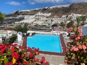 Comfortable duplex apartment near the beach