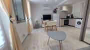 Studio lumineux avec parking proche Monaco, Nice, plage et gare