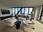 Paragon Apartment Penthouse Amazing Views, Spacious & Great Location